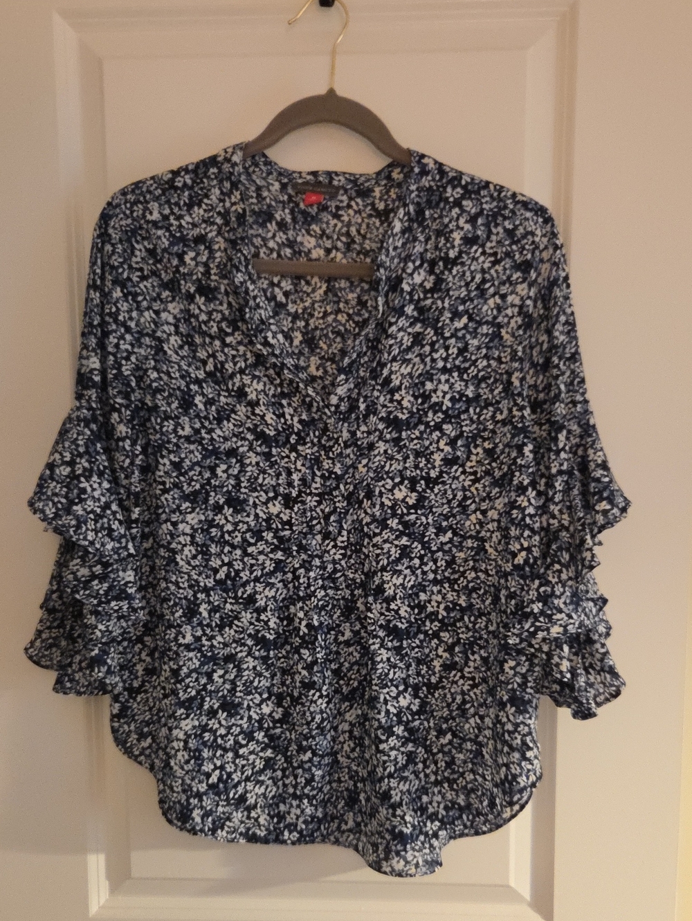 Vince Camuto Navy and White Floral V-Neck Ruffle Sleeve Blouse
